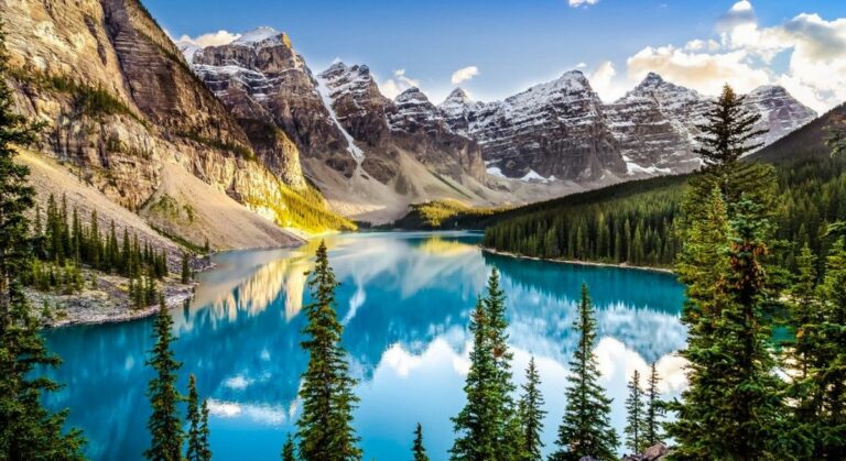 Voyagez au Canada sans vous ruiner : Découvrez ces 5 destinations incontournables !