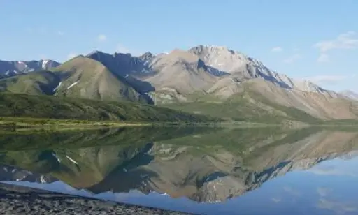 Réserve de parc national Nááts’įhch’oh au Canada